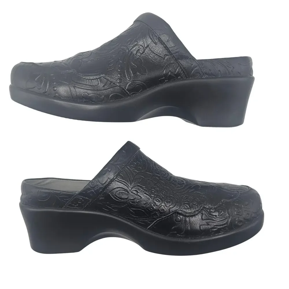 Alegria Isabelle Yeehaw Black Tooled Leather Western Style Clogs EU 39 / US 9
